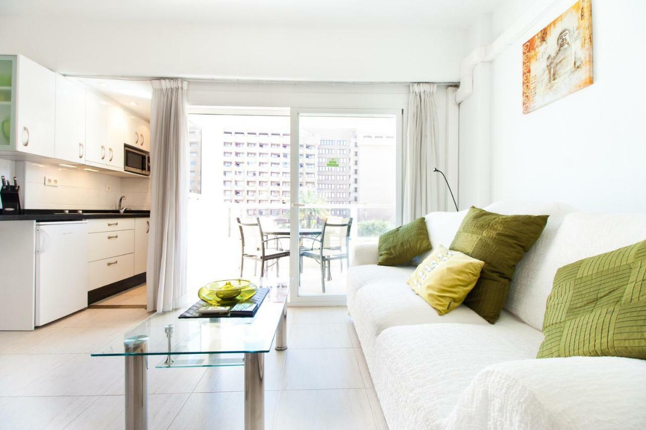 Hotel Apartamento Pyr Fuengirola Private Sunny Pool Side ภายนอก รูปภาพ