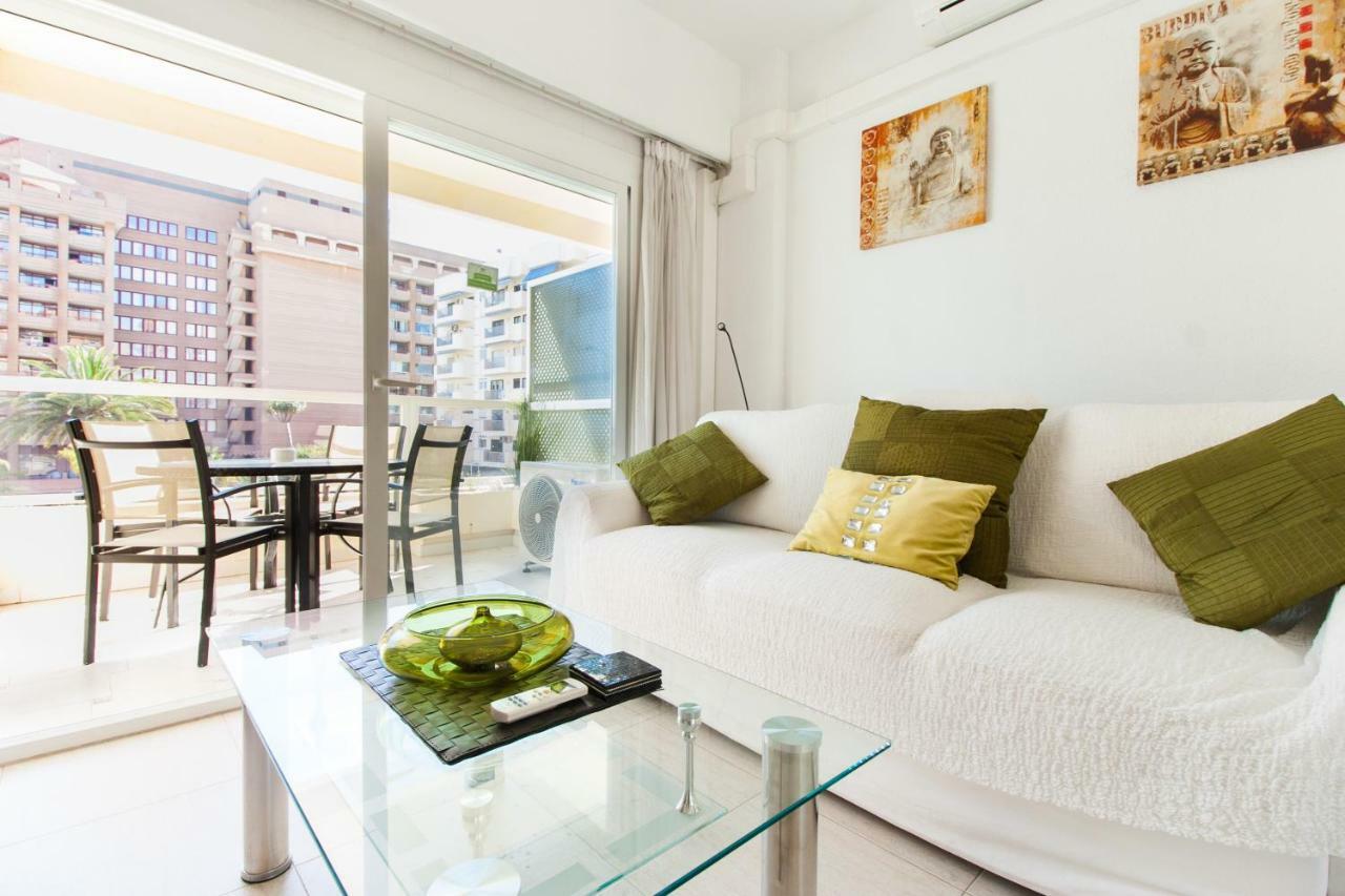 Hotel Apartamento Pyr Fuengirola Private Sunny Pool Side ภายนอก รูปภาพ